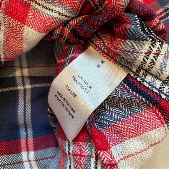 Olive & Oak - Button Down Flannel - Size M - Picture 4 of 6